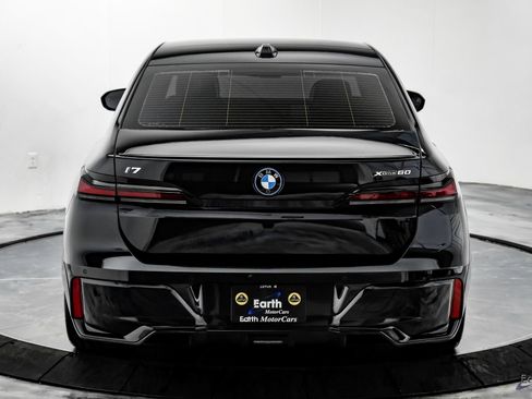 Used 2025 BMW i7 xDrive60 w/ Executive Package AWD/4WD image 13