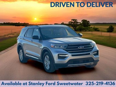 Used 2024 Ford Explorer XLT w/ Equipment Group 202A