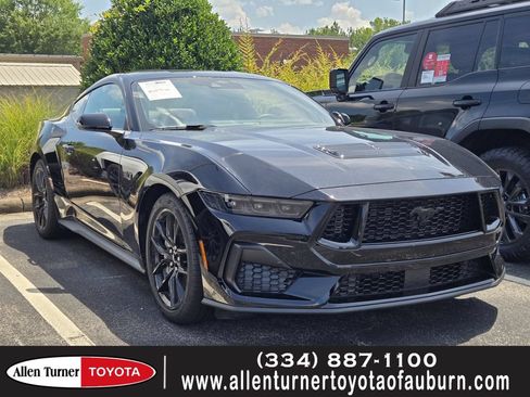 Used 2026 Ford Mustang GT Premium RWD image 1