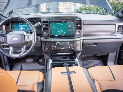 Used 2023 Ford F350 Platinum AWD/4WD image 34