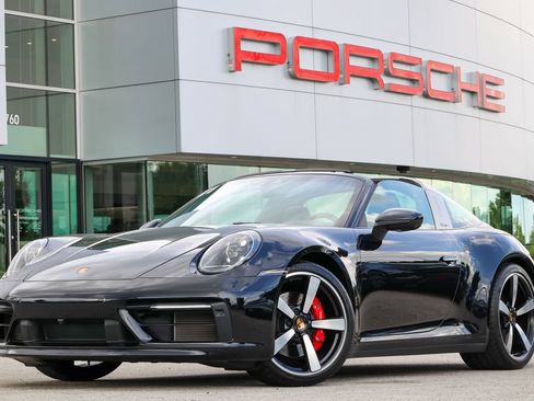 Used 2021 Porsche 911 Targa 4S AWD/4WD image 41