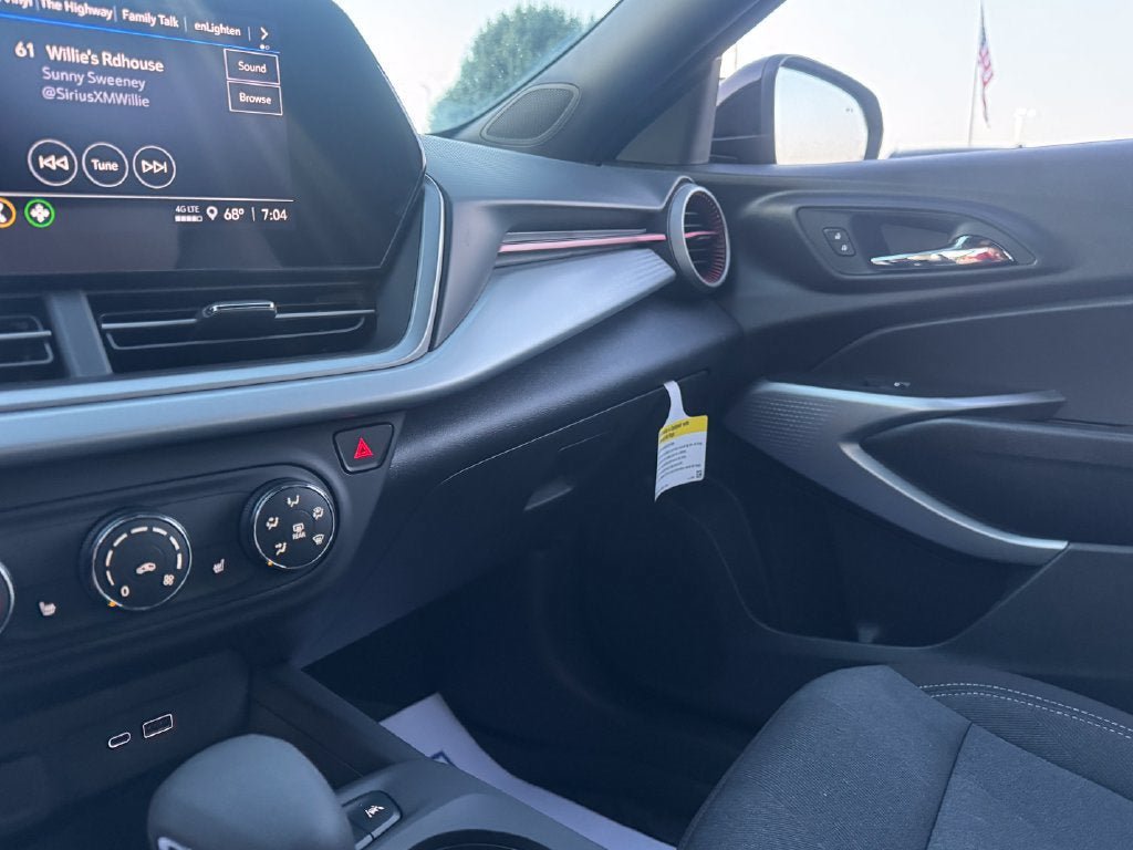 New 2026 Chevrolet Trax RS w/ Driver Confidence Package FWD image 20