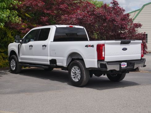 Certified 2024 Ford F350 XLT AWD/4WD image 18