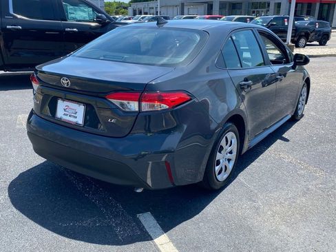 Used 2024 Toyota Corolla LE FWD image 16