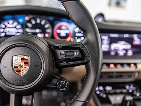 Used 2021 Porsche 911 Carrera S image 26