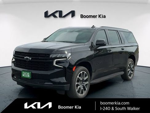 Used 2024 Chevrolet Suburban RST w/ Luxury Package AWD/4WD image 1