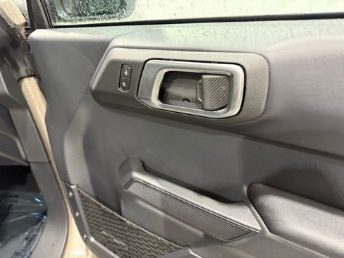 New 2025 Ford Bronco Outer Banks image 24