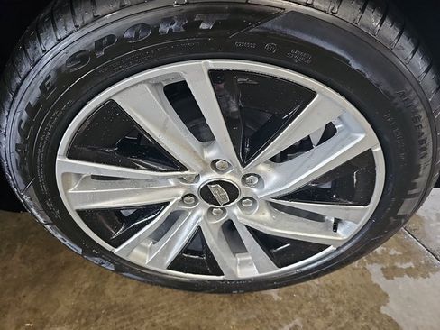 New 2026 Cadillac Vistiq Luxury image 35