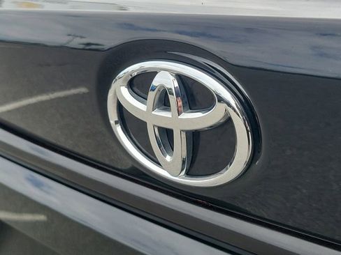 Used 2023 Toyota Corolla LE image 9