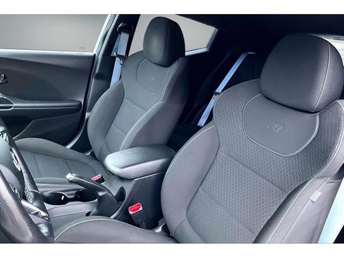 Used 2019 Hyundai Veloster N N image 17