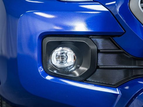 Used 2022 Toyota Tacoma TRD Sport image 17