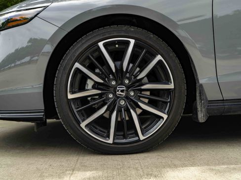 Used 2025 Honda Accord Touring image 14