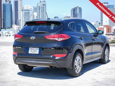 Used 2017 Hyundai Tucson SE AWD/4WD image 6