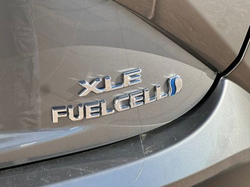 Certified 2023 Toyota Mirai XLE image 34