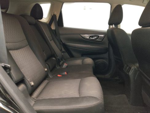 Used 2020 Nissan Rogue S w/ Special Edition Package image 19