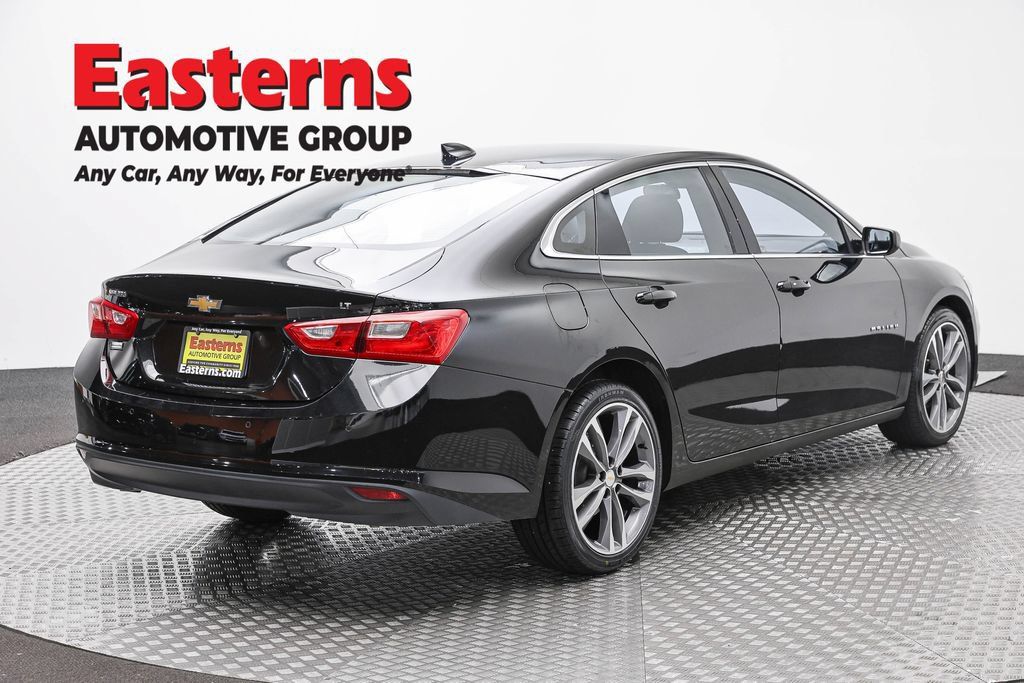 Used 2025 Chevrolet Malibu LT FWD image 7