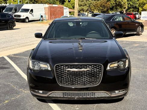 Used 2016 Chrysler 300 S RWD image 6