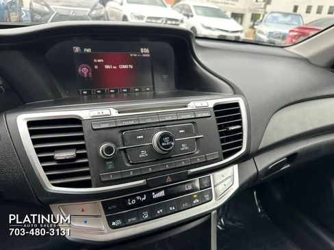Used 2013 Honda Accord LX image 11