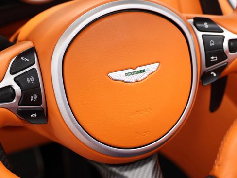 Used 2022 Aston Martin DBS Superleggera Volante RWD image 35