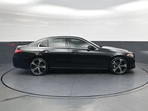 Used 2022 Mercedes-Benz C 300 Sedan image 3