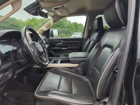 Used 2021 RAM 1500 Laramie AWD/4WD image 16