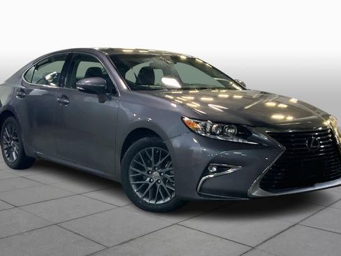 Used 2018 Lexus ES 350 image 2