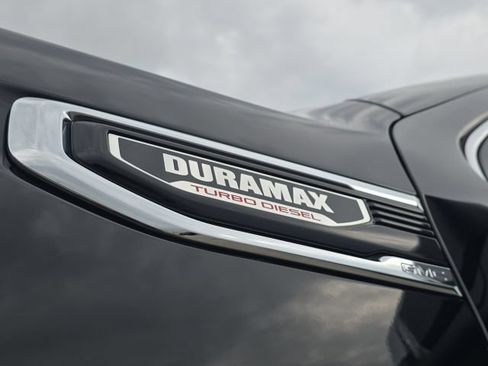 Used 2024 GMC Sierra 1500 Denali AWD/4WD image 9