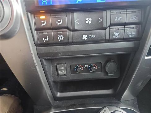 Used 2016 Toyota 4Runner Limited image 23