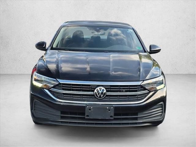 Used 2024 Volkswagen Jetta S FWD image 2