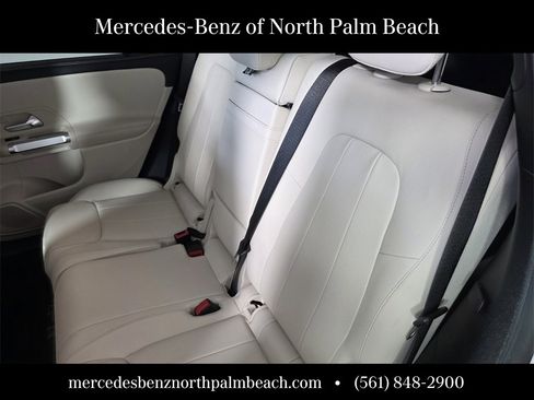 Certified 2022 Mercedes-Benz GLB 250 image 16