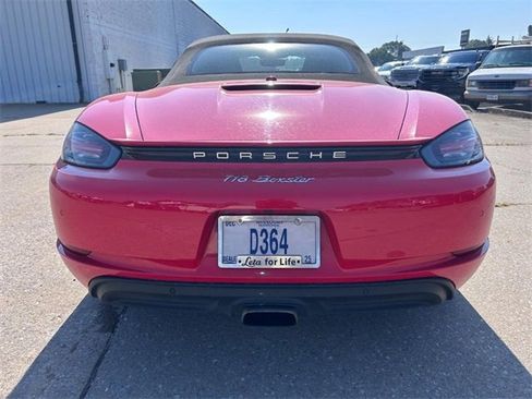 Used 2023 Porsche 718 Boxster image 4