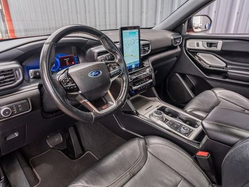 Used 2022 Ford Explorer ST w/ Equipment Group 401A AWD/4WD image 23