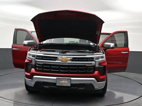 Used 2024 Chevrolet Silverado 1500 LT RWD image 35