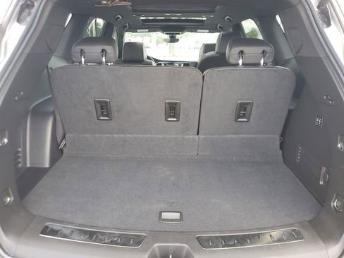 Used 2023 Buick Enclave Avenir FWD image 8