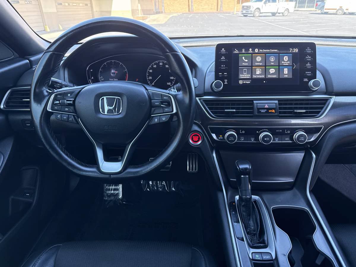 Used 2018 Honda Accord Sport image 16