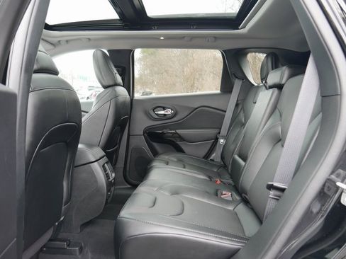 Used 2023 Jeep Cherokee Altitude Lux w/ Lux Elite Package image 14