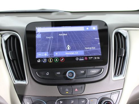 Used 2024 Chevrolet Malibu LT image 20