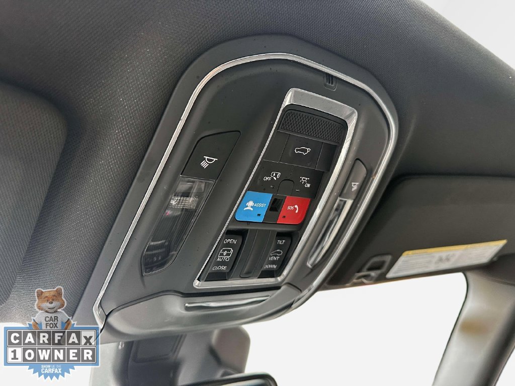 Used 2023 Jeep Grand Cherokee Altitude AWD/4WD image 33