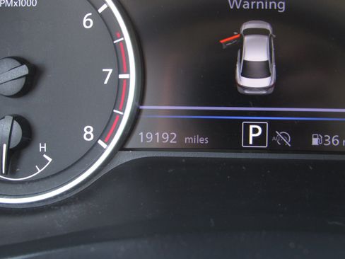 Used 2025 Nissan Sentra SV w/ All-Weather Package FWD image 26