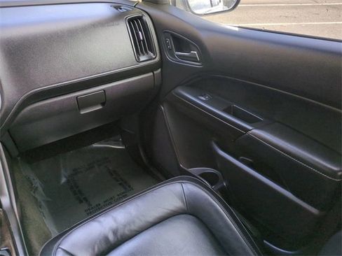 Used 2015 GMC Canyon SLT image 16