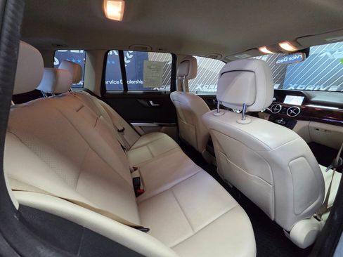 Used 2013 Mercedes-Benz GLK 350 4MATIC image 27