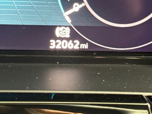 Used 2024 Volkswagen Atlas Cross Sport SE image 29