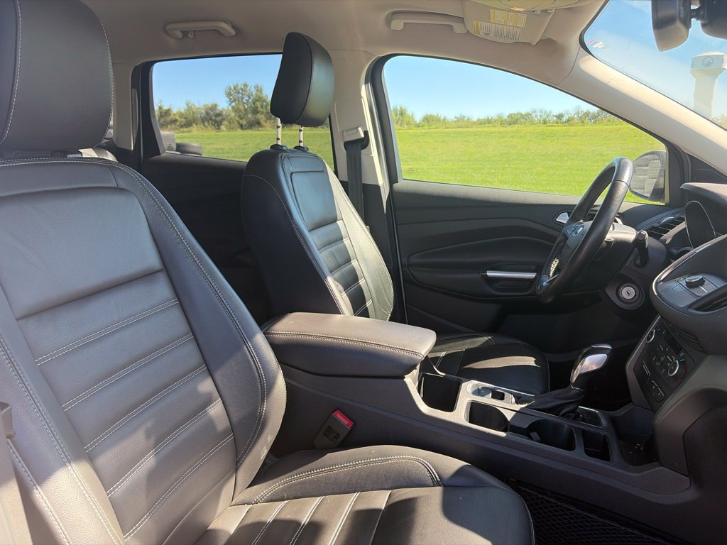 Used 2018 Ford Escape SEL w/ Ford Safe & Smart Package AWD/4WD image 6