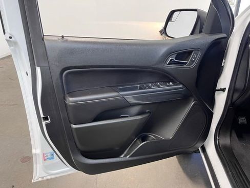 Used 2022 GMC Canyon AT4 w/ Trailering Package image 24