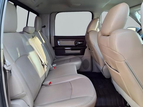 Used 2014 RAM 1500 Laramie w/ Convenience Group image 14