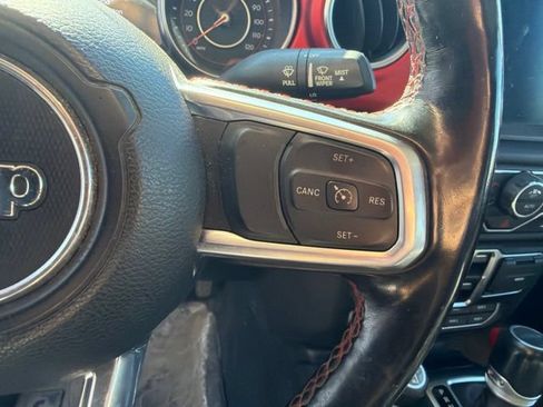 Used 2020 Jeep Gladiator Rubicon w/ Dual Top Group AWD/4WD image 15