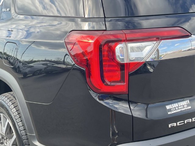 Used 2023 GMC Acadia SLE FWD image 10