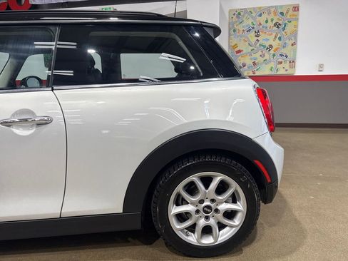 Used 2017 MINI Cooper 2-Door Hardtop image 97