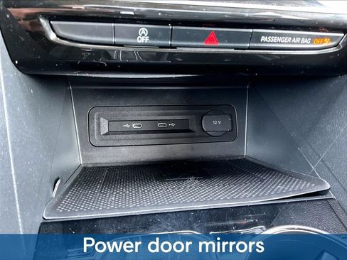 Used 2023 Volkswagen Atlas SE AWD/4WD image 21