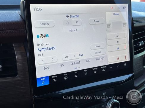 Used 2024 Ford Expedition Limited image 22